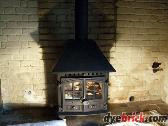 fireplace 002 before paint removal